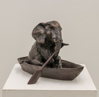 carol cauldwell elephant in boat bronze ed. 15 of 50 38x27x25cm