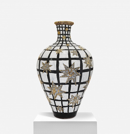 Lucinda Mudge, Everything Is Black And White
ceramic and gold lustre