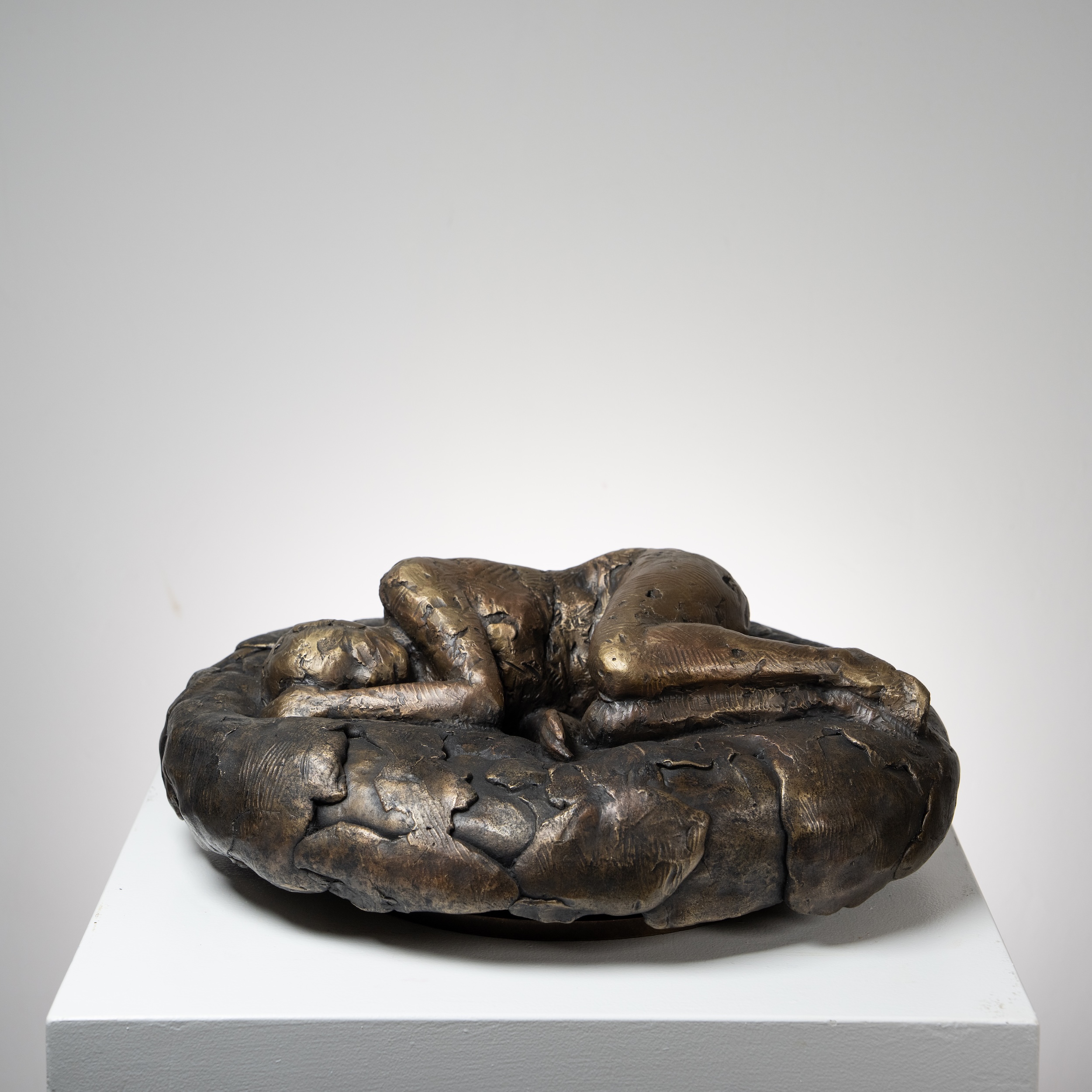  Repose #1, 2024  bronze, edition 6/8, 18 x 43 x 37.5 cm